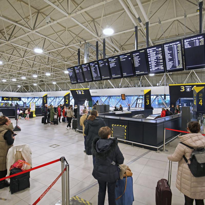 Gatwick refuellers strike ends after Unite secures pay deal
